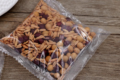 自動(dòng)包裝機(jī)為食品行業(yè)帶來(lái)了創(chuàng)意