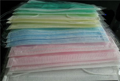 獨(dú)立口罩包裝機(jī)